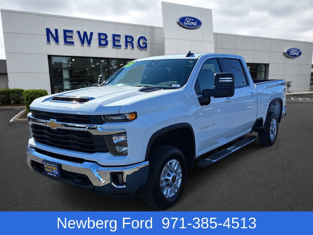Used 2025 Chevrolet Silverado 2500 LT w/ Safety Package AWD/4WD 360° Tour