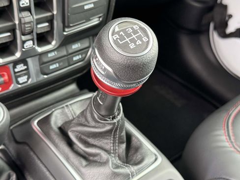 New 2026 Jeep Wrangler Unlimited Rubicon AWD/4WD image 7