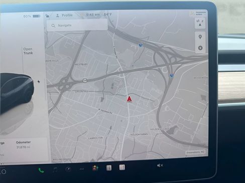 Used 2024 Tesla Model Y Long Range AWD/4WD image 16