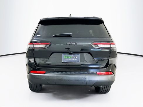 Used 2023 Jeep Grand Cherokee L Laredo AWD/4WD image 7