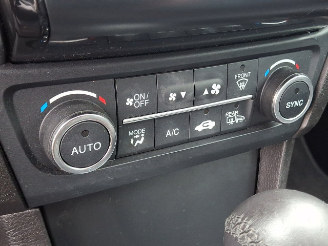 Used 2020 Acura ILX w/ Premium Package FWD image 19