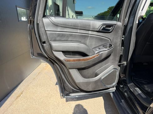 Used 2017 Chevrolet Tahoe LT AWD/4WD image 12