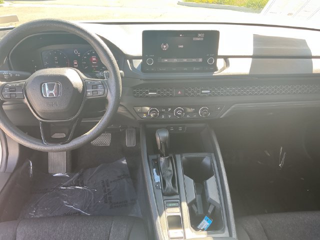 Certified 2023 Honda Accord EX image 12