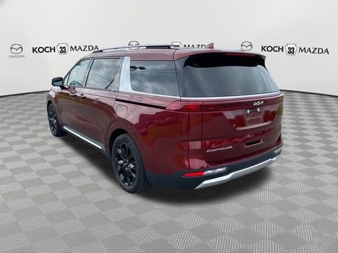 Used 2022 Kia Carnival SX FWD image 5