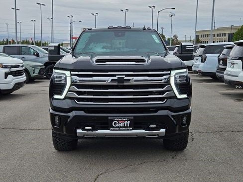 Used 2024 Chevrolet Silverado 2500 High Country w/ High Country Premium Package AWD/4WD image 10