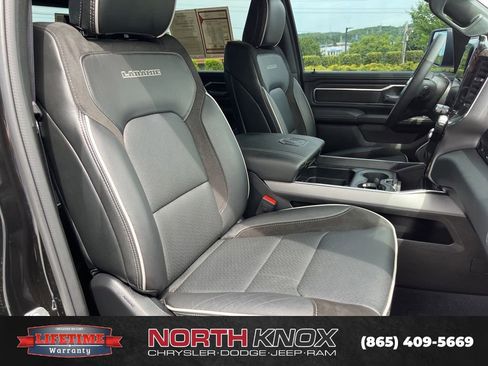 Used 2025 RAM 1500 Laramie w/ Night Edition AWD/4WD image 28