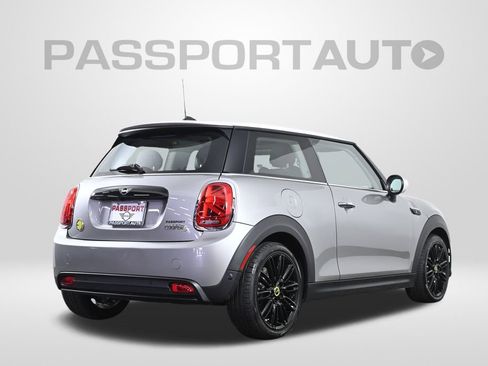 Certified 2024 MINI Cooper SE image 10