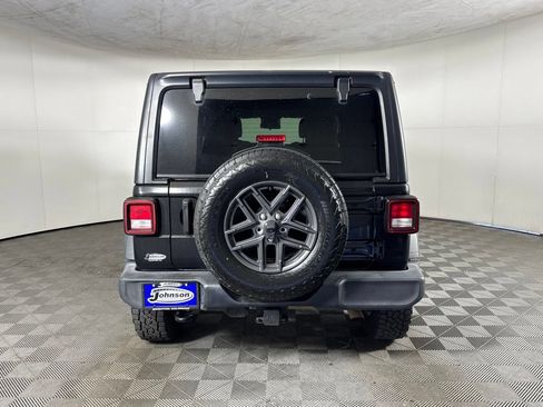 Used 2024 Jeep Wrangler Unlimited Sport AWD/4WD image 6