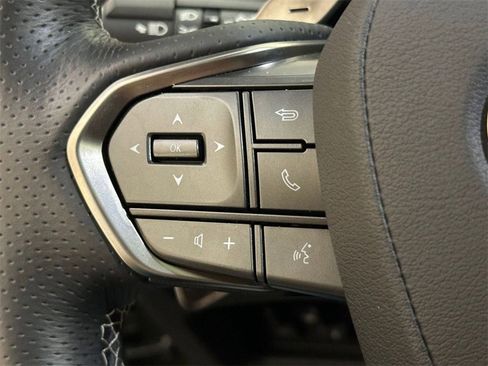 Used 2025 Lexus LX 700h F Sport image 23