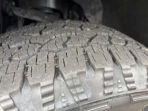 Used 2023 Ford F150 XLT image 42