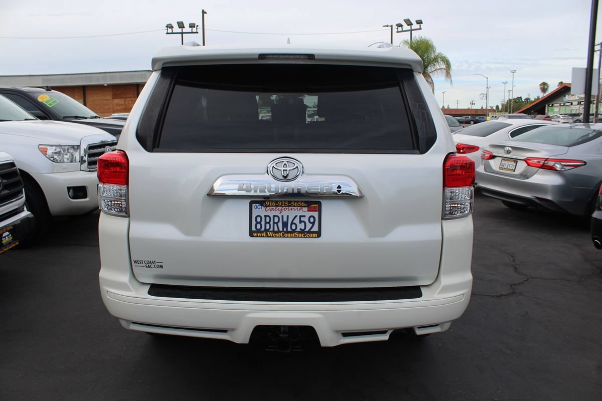 Used 2013 Toyota 4Runner Limited RWD image 6