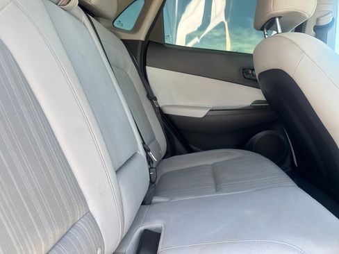 Used 2023 Hyundai Kona SEL FWD image 28