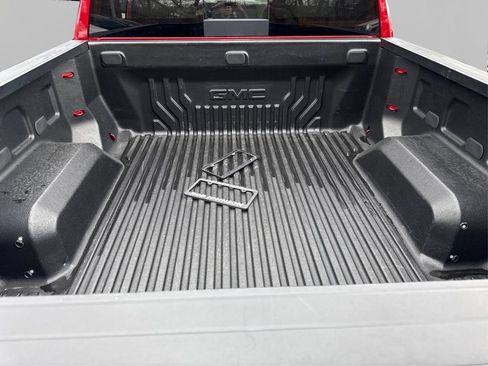 Used 2023 GMC Sierra 1500 SLT w/ SLT Premium Package AWD/4WD image 13