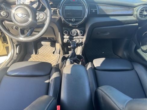 Used 2018 MINI Cooper S image 11
