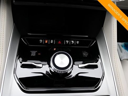 New 2025 Jeep Wagoneer L Series II AWD/4WD image 25