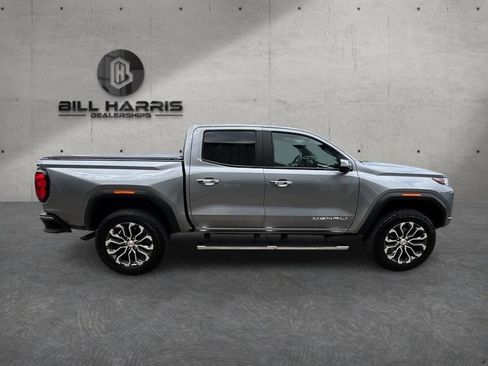 Used 2024 GMC Canyon Denali AWD/4WD image 5