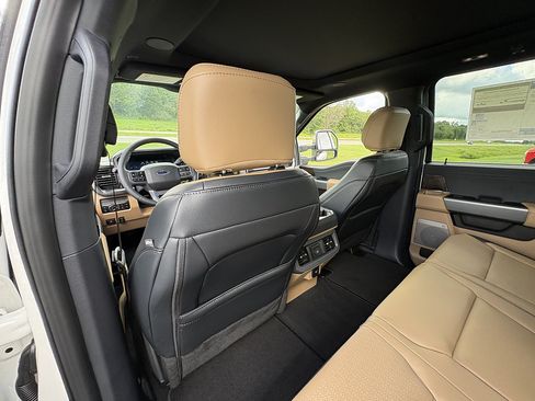 New 2026 Ford F250 Lariat w/ Lariat Ultimate Package AWD/4WD image 18