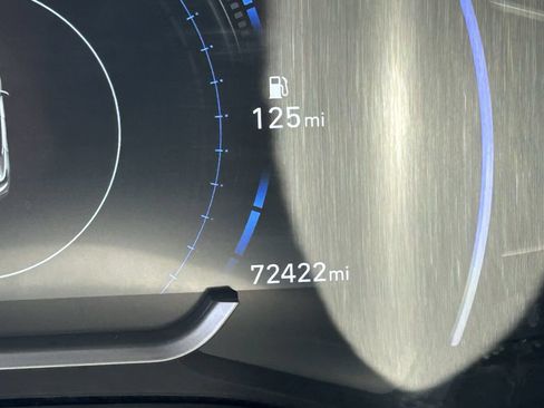 Used 2020 Hyundai Santa Fe Limited AWD/4WD image 37