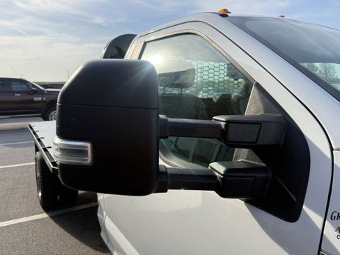 Used 2017 Ford F450 XL w/ Power Equipment Group image 19