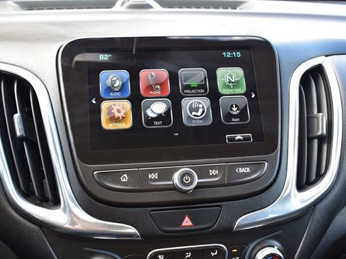 Used 2018 Chevrolet Equinox LT image 33