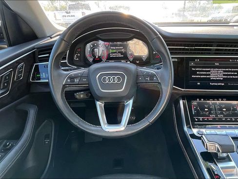 Used 2023 Audi Q8 Prestige w/ Prestige Package AWD/4WD image 7