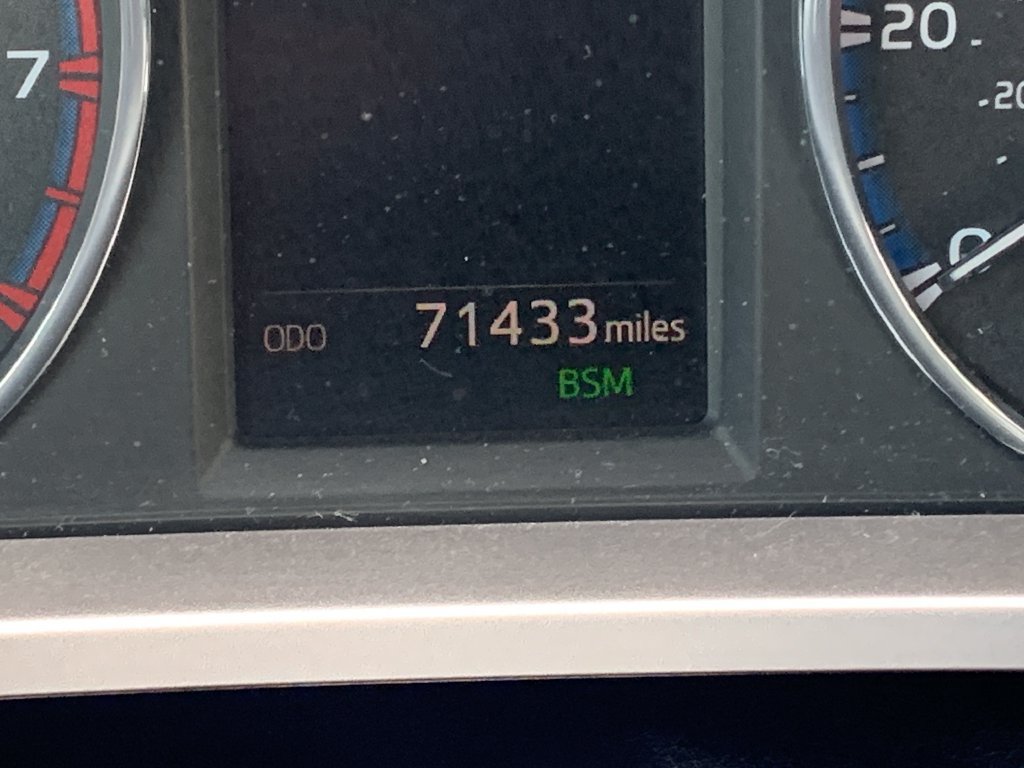 Used 2018 Toyota RAV4 Limited w/ All Weather Liner Package FWD image 10
