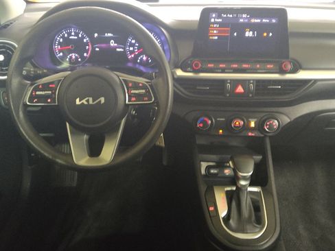 Used 2023 Kia Forte LXS w/ LXS Technology Package FWD image 22