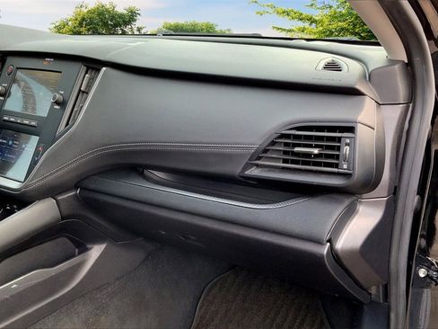 Used 2020 Subaru Outback 2.5i image 24