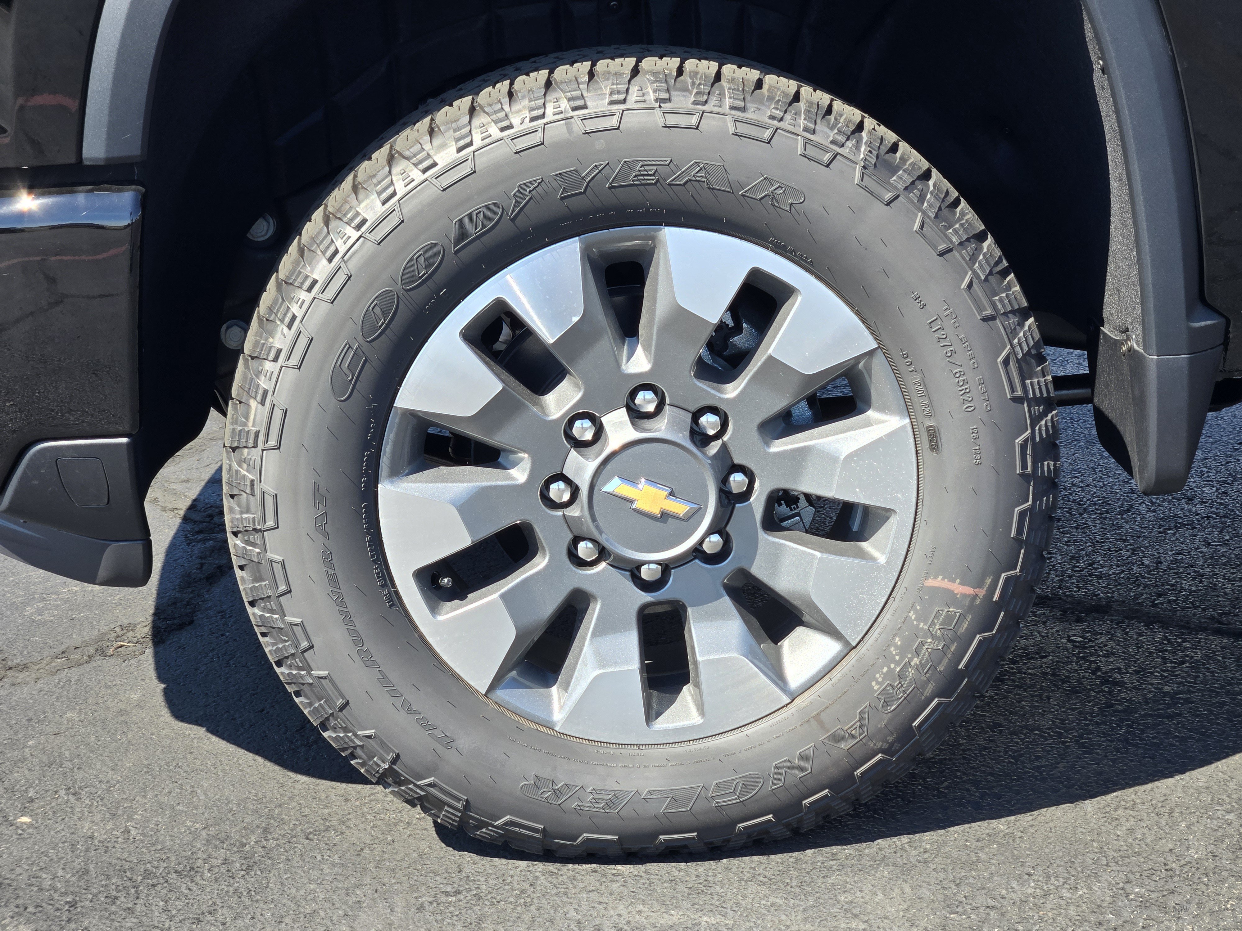 New 2026 Chevrolet Silverado 2500 Custom w/ Custom Value Package AWD/4WD image 9