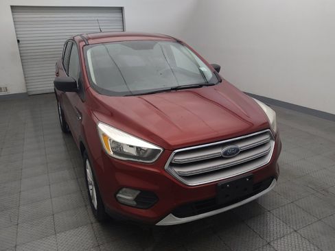 Used 2019 Ford Escape SE FWD image 14