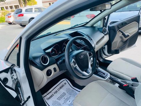 Used 2019 Ford Fiesta SE image 10
