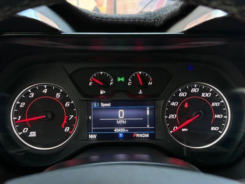 Used 2023 Chevrolet Camaro LT RWD image 54