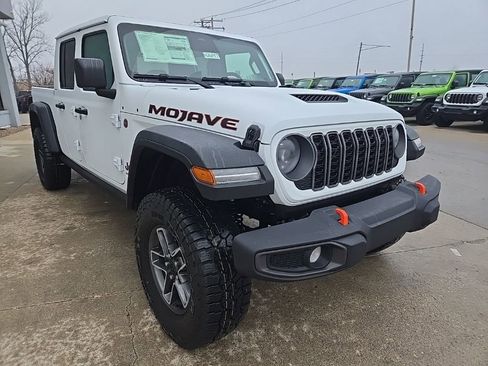 New 2026 Jeep Gladiator Mojave image 14