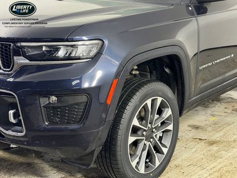 Used 2023 Jeep Grand Cherokee L Overland w/ Rear Seat Video Group I AWD/4WD image 10