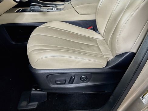 Used 2023 INFINITI QX60 Luxe w/ Cargo Package AWD/4WD image 19