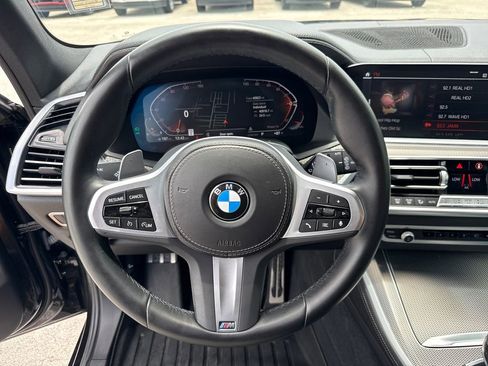 Used 2022 BMW X5 sDrive40i w/ M Sport Package RWD image 15