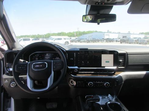 New 2026 GMC Sierra 1500 Elevation w/ Elevation Premium Package AWD/4WD image 17