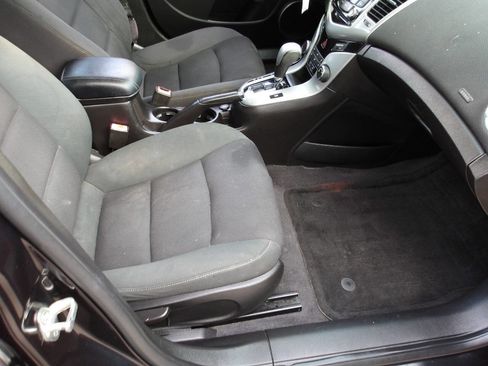 Used 2012 Chevrolet Cruze Eco image 6