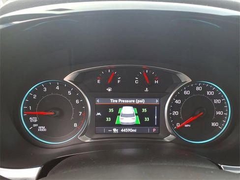 Used 2023 Chevrolet Traverse RS w/ LPO, Floor Liner Package image 9