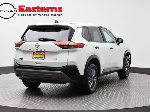 Used 2023 Nissan Rogue S AWD/4WD image 5