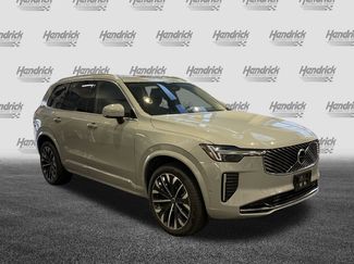 Used 2025 Volvo XC90 B6 Plus video 2