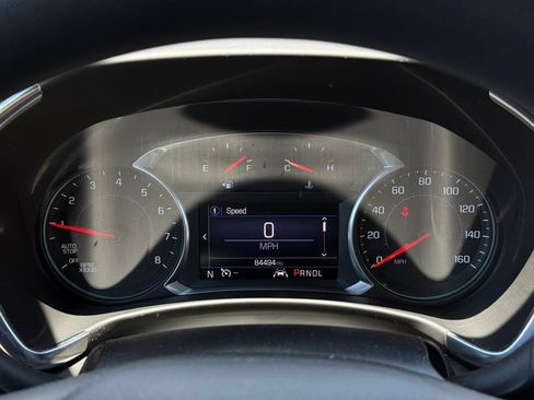 Used 2020 Chevrolet Equinox LT FWD image 29