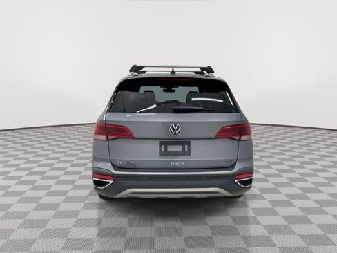 Used 2022 Volkswagen Taos SE image 9