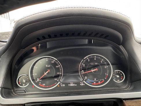 Used 2014 BMW 750Li xDrive AWD/4WD image 20