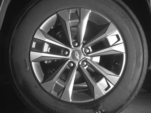 Used 2025 Chevrolet Equinox LT image 14