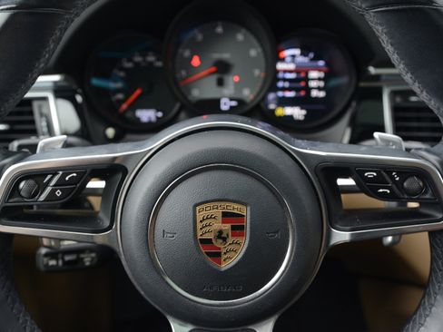 Used 2018 Porsche Macan S AWD/4WD image 16