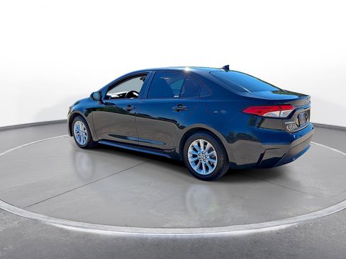 Used 2022 Toyota Corolla LE w/ LE Convenience Package FWD image 6