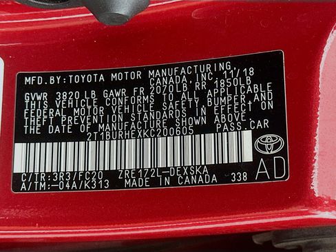 Used 2019 Toyota Corolla SE w/ Carpet Mat Package (TMS) image 12