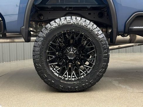 Used 2026 Chevrolet Silverado 2500 Custom w/ Custom Value Package image 12