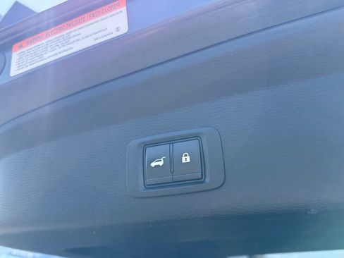 Used 2024 Mitsubishi Outlander SE AWD/4WD image 11